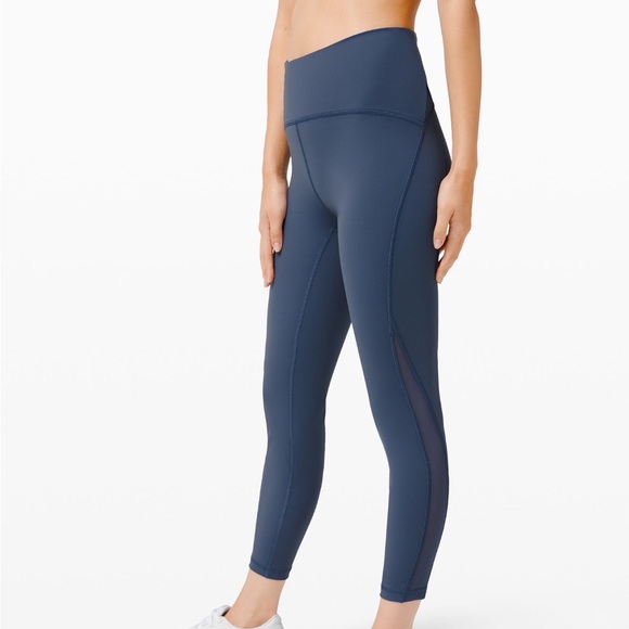 Train times size 6 lululemon training pant - Picture 3 of 3